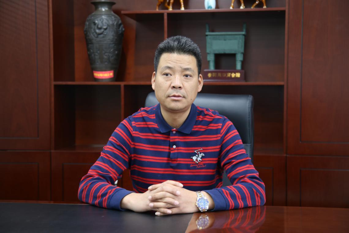 尹永峰：勤奋执着演绎防水精彩人生